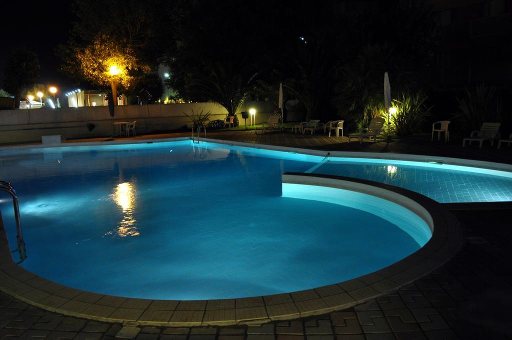 Hotel Perla Senigallia Dış mekan fotoğraf