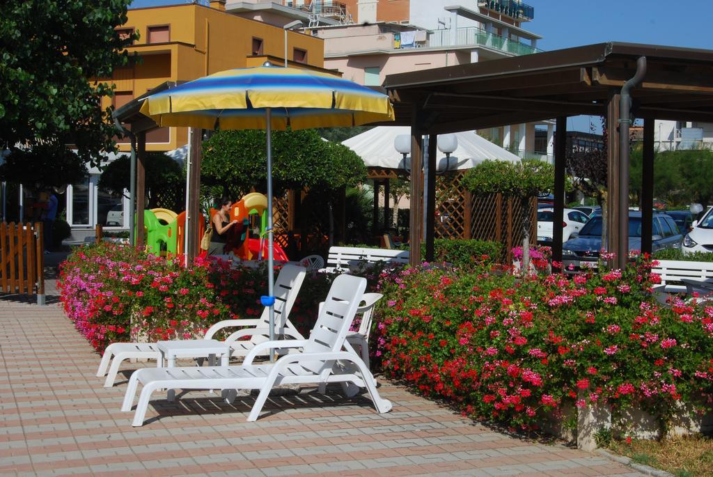 Hotel Perla Senigallia Dış mekan fotoğraf