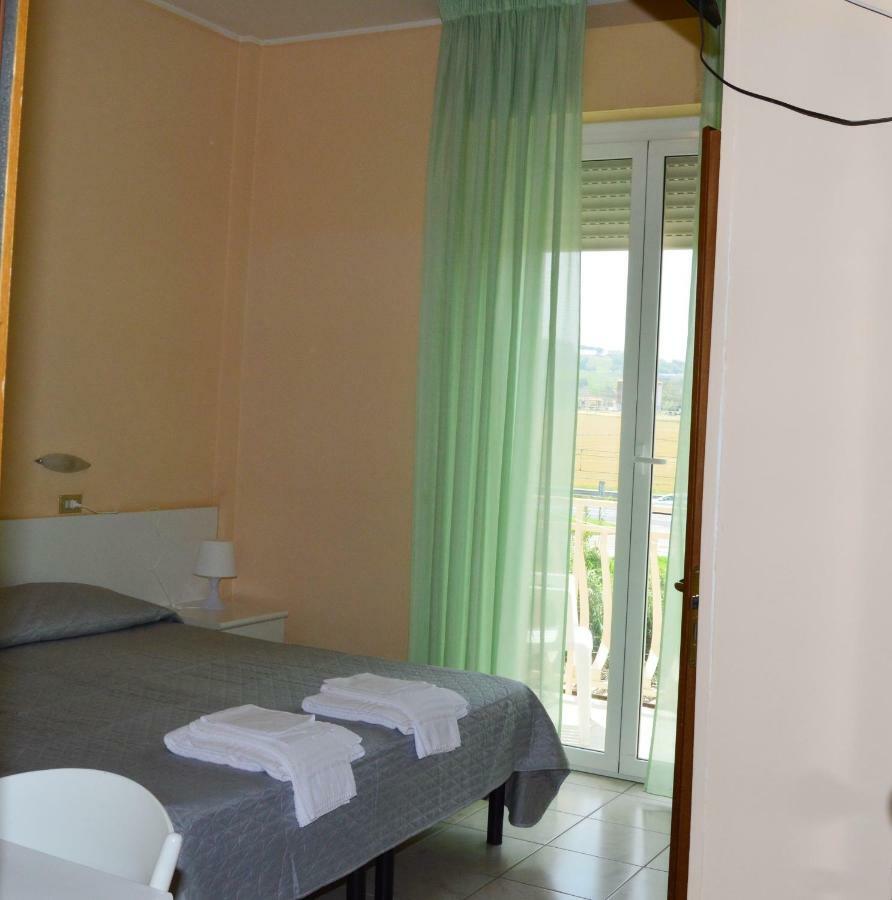 Hotel Perla Senigallia Dış mekan fotoğraf