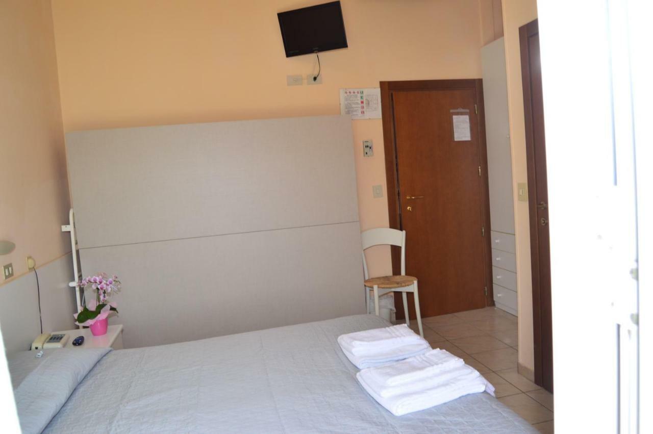 Hotel Perla Senigallia Dış mekan fotoğraf